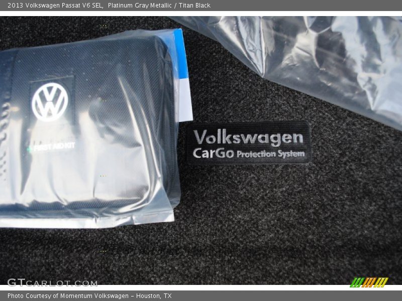 Platinum Gray Metallic / Titan Black 2013 Volkswagen Passat V6 SEL
