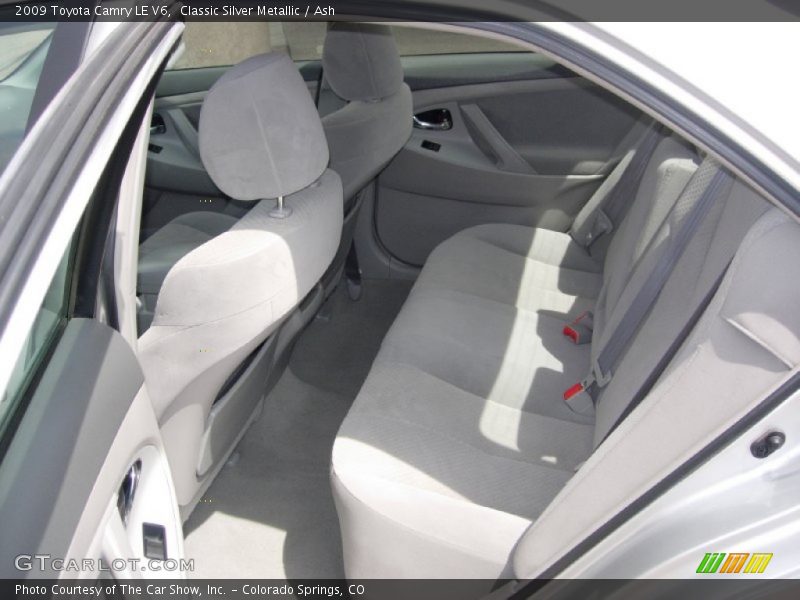 Classic Silver Metallic / Ash 2009 Toyota Camry LE V6