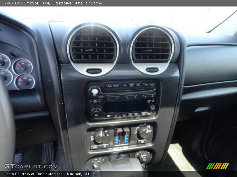 Liquid Silver Metallic / Ebony 2007 GMC Envoy SLT 4x4