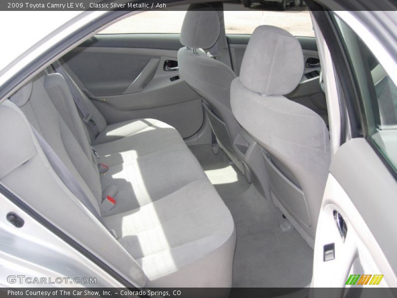 Classic Silver Metallic / Ash 2009 Toyota Camry LE V6