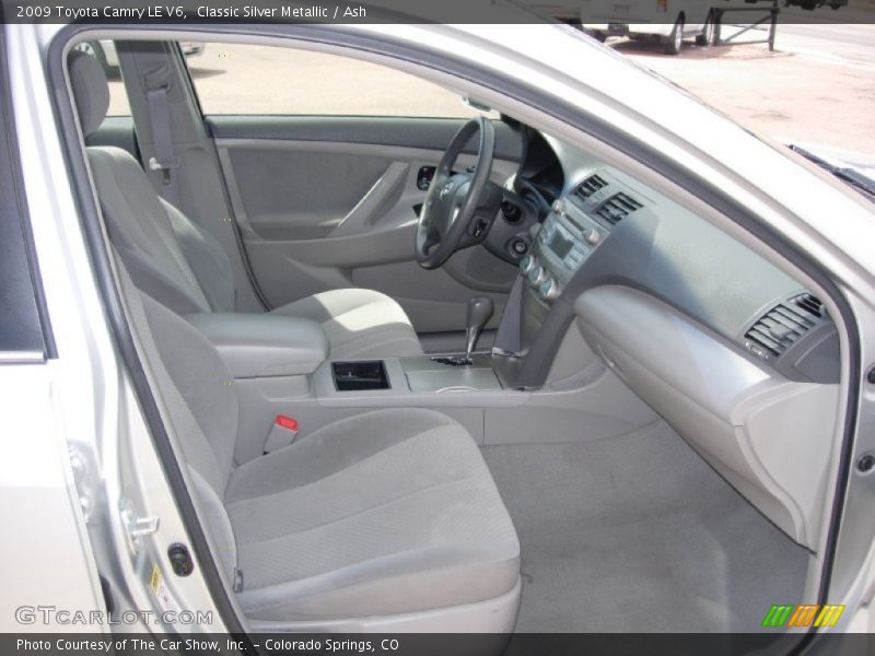 Classic Silver Metallic / Ash 2009 Toyota Camry LE V6