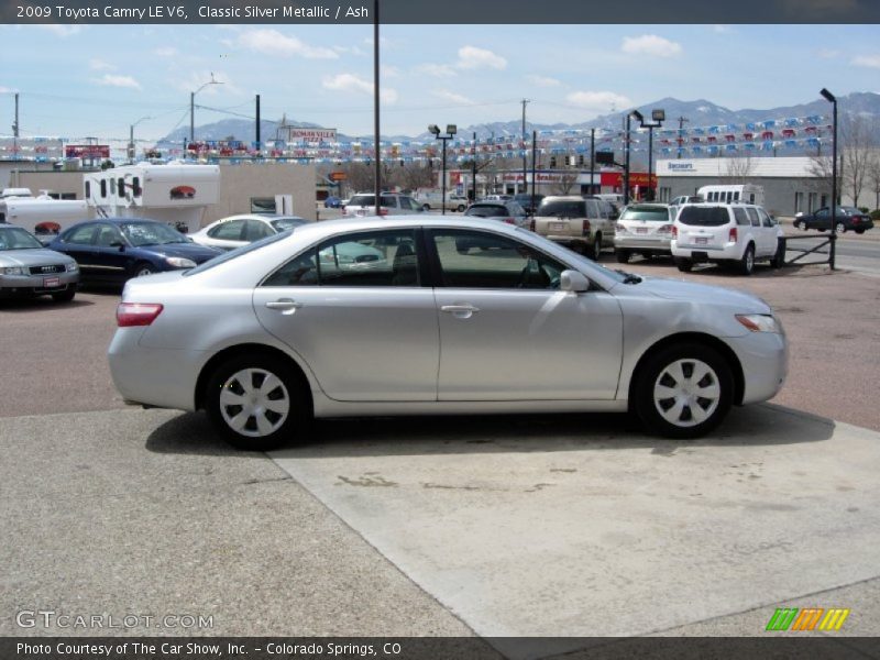 Classic Silver Metallic / Ash 2009 Toyota Camry LE V6