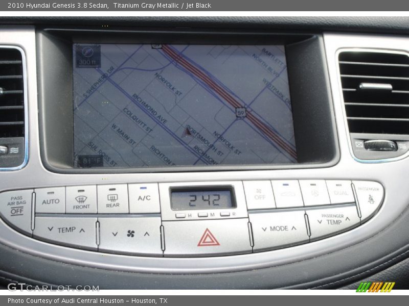 Navigation of 2010 Genesis 3.8 Sedan