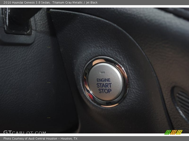 Controls of 2010 Genesis 3.8 Sedan
