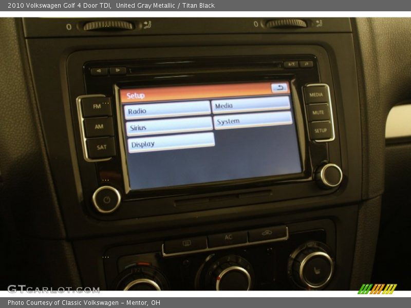 United Gray Metallic / Titan Black 2010 Volkswagen Golf 4 Door TDI