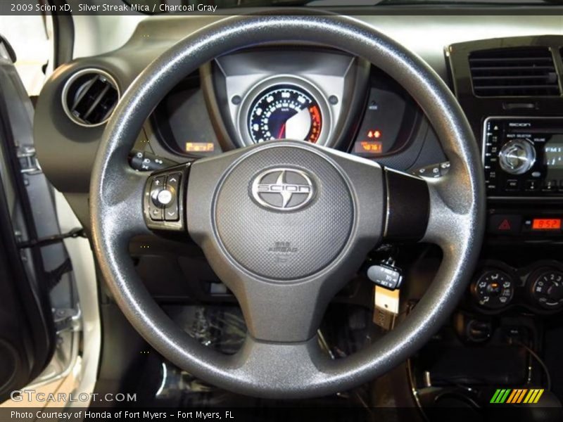  2009 xD  Steering Wheel