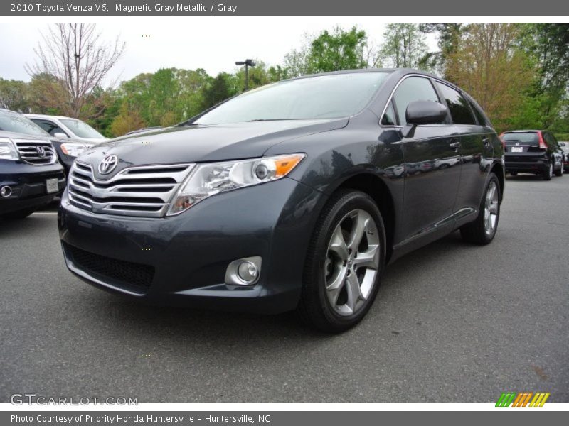 Magnetic Gray Metallic / Gray 2010 Toyota Venza V6