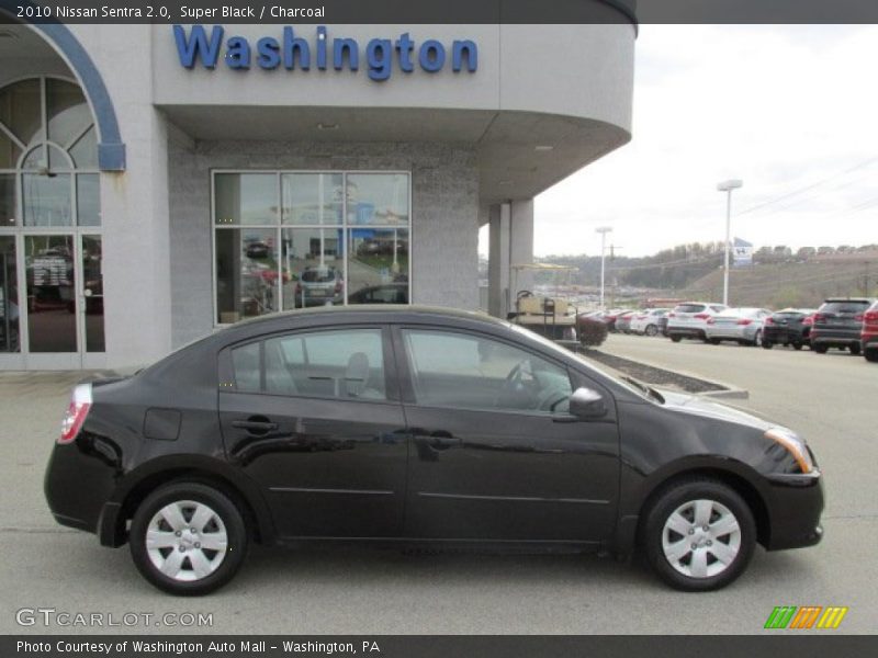 Super Black / Charcoal 2010 Nissan Sentra 2.0