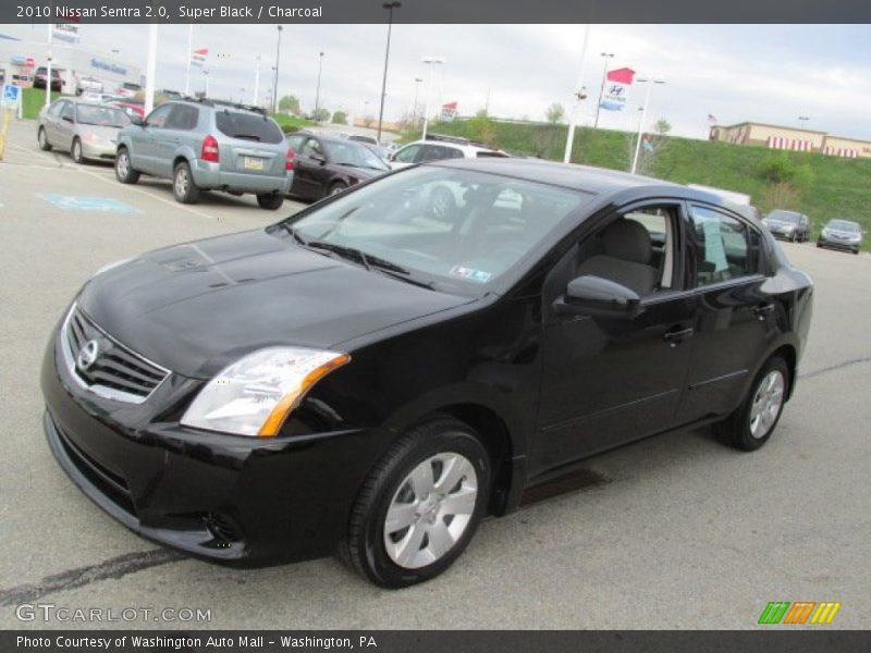 Super Black / Charcoal 2010 Nissan Sentra 2.0