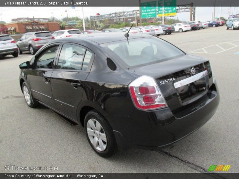 Super Black / Charcoal 2010 Nissan Sentra 2.0