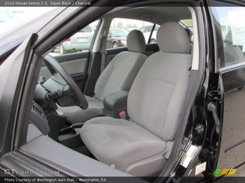 Super Black / Charcoal 2010 Nissan Sentra 2.0