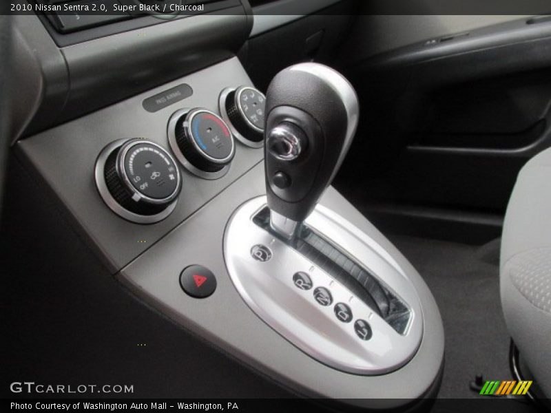 Super Black / Charcoal 2010 Nissan Sentra 2.0
