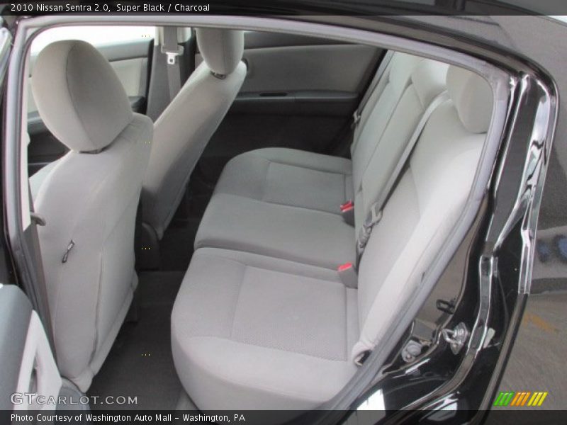 Super Black / Charcoal 2010 Nissan Sentra 2.0