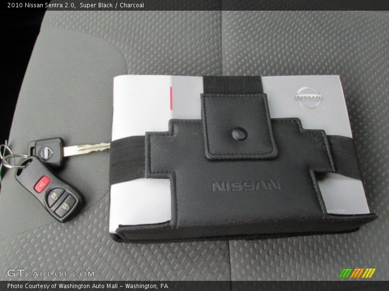 Super Black / Charcoal 2010 Nissan Sentra 2.0