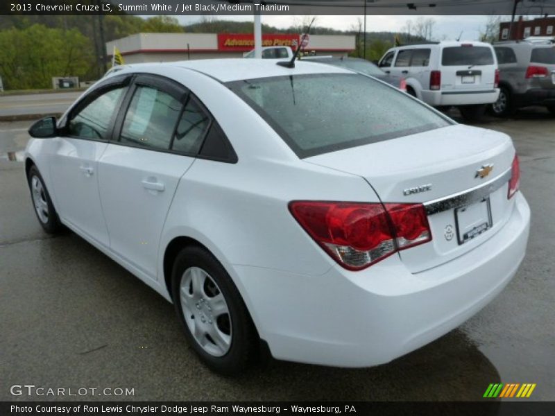 Summit White / Jet Black/Medium Titanium 2013 Chevrolet Cruze LS