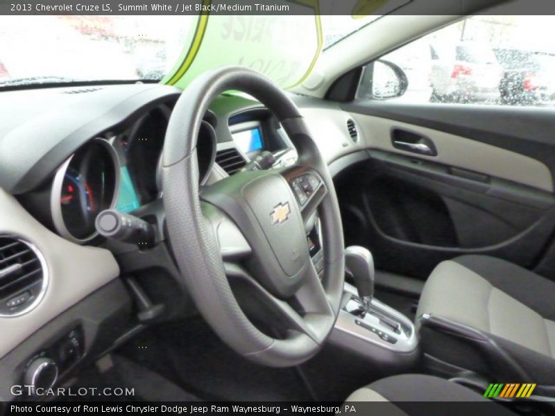 Summit White / Jet Black/Medium Titanium 2013 Chevrolet Cruze LS