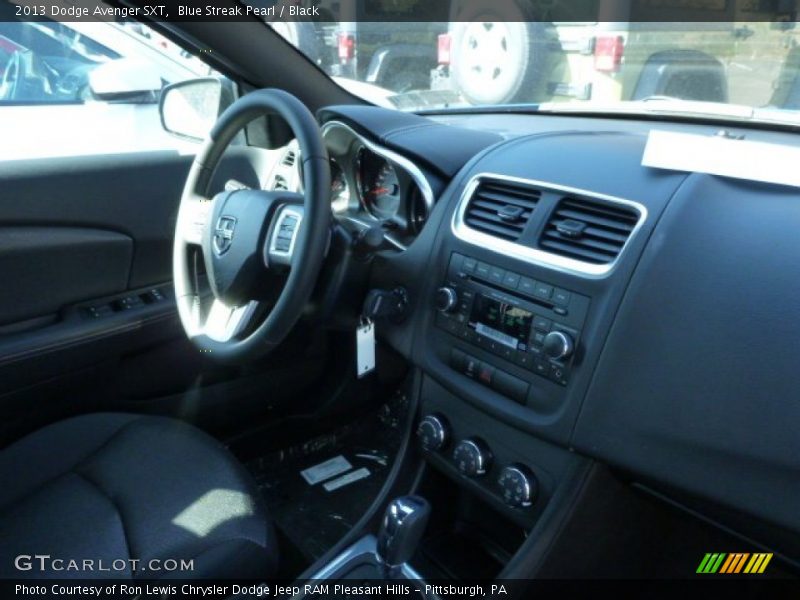 Blue Streak Pearl / Black 2013 Dodge Avenger SXT