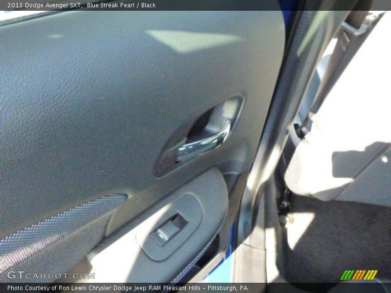 Blue Streak Pearl / Black 2013 Dodge Avenger SXT