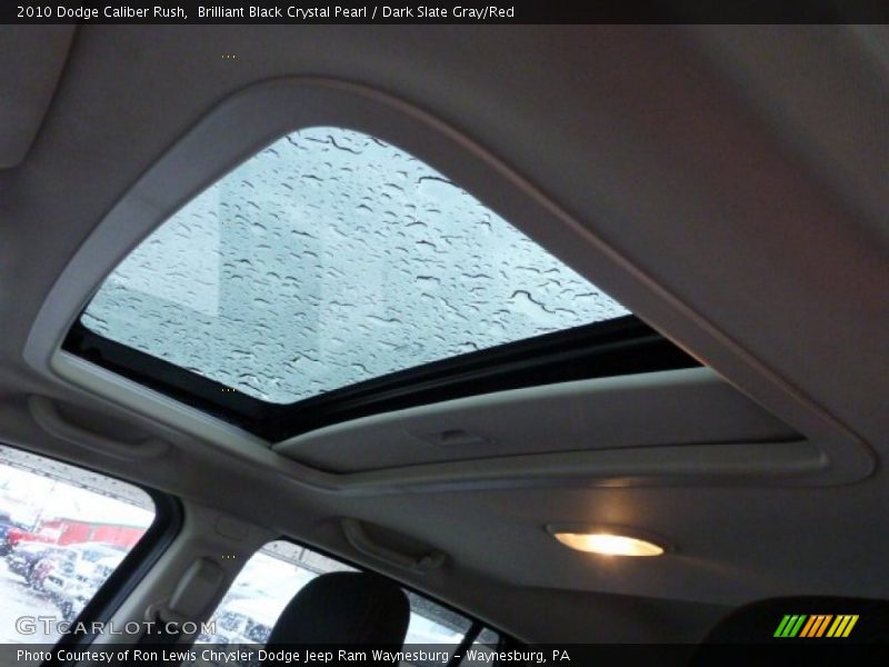 Brilliant Black Crystal Pearl / Dark Slate Gray/Red 2010 Dodge Caliber Rush