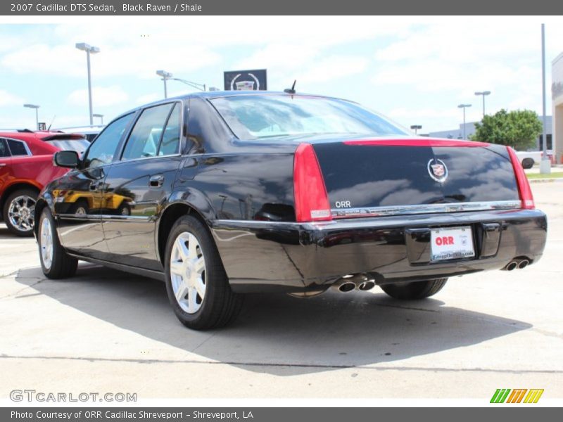 Black Raven / Shale 2007 Cadillac DTS Sedan