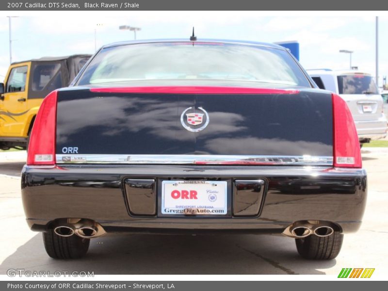Black Raven / Shale 2007 Cadillac DTS Sedan