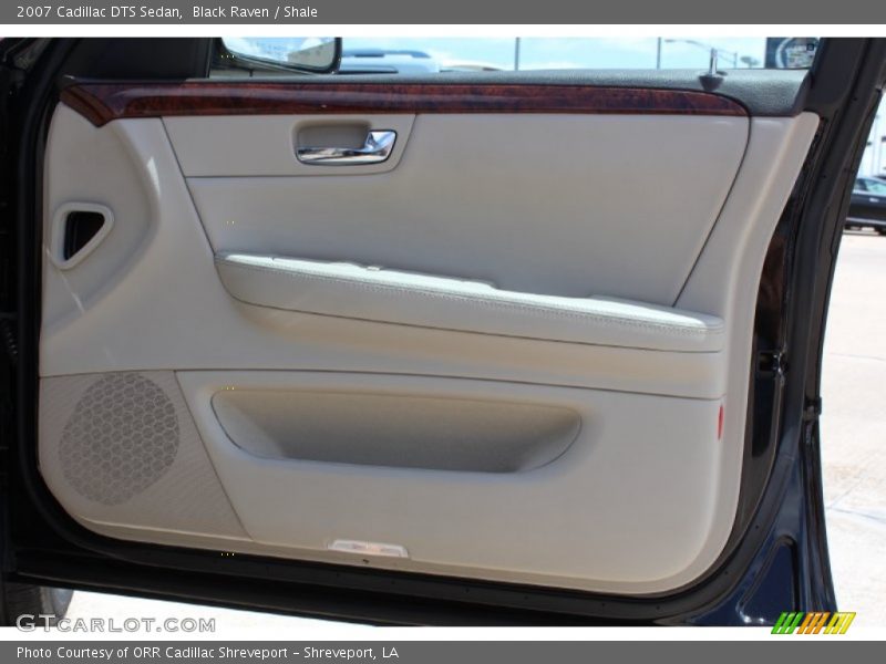 Black Raven / Shale 2007 Cadillac DTS Sedan