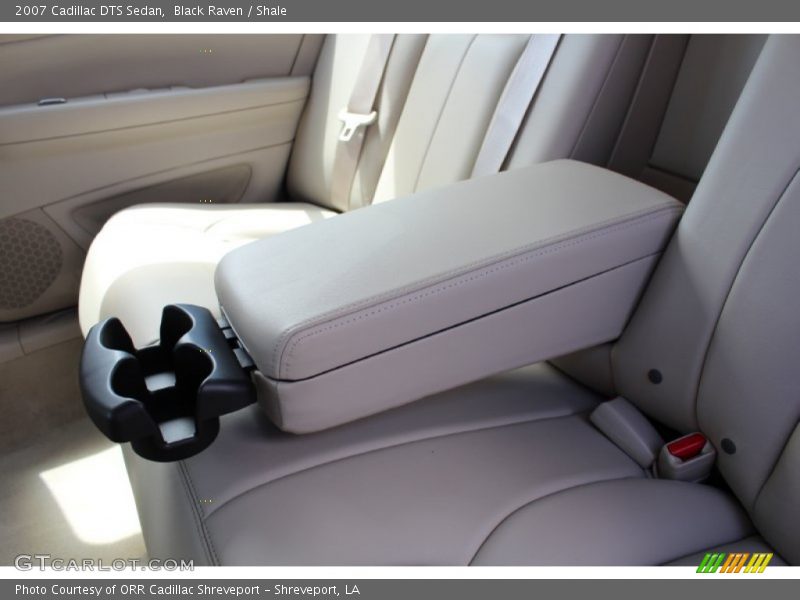 Black Raven / Shale 2007 Cadillac DTS Sedan