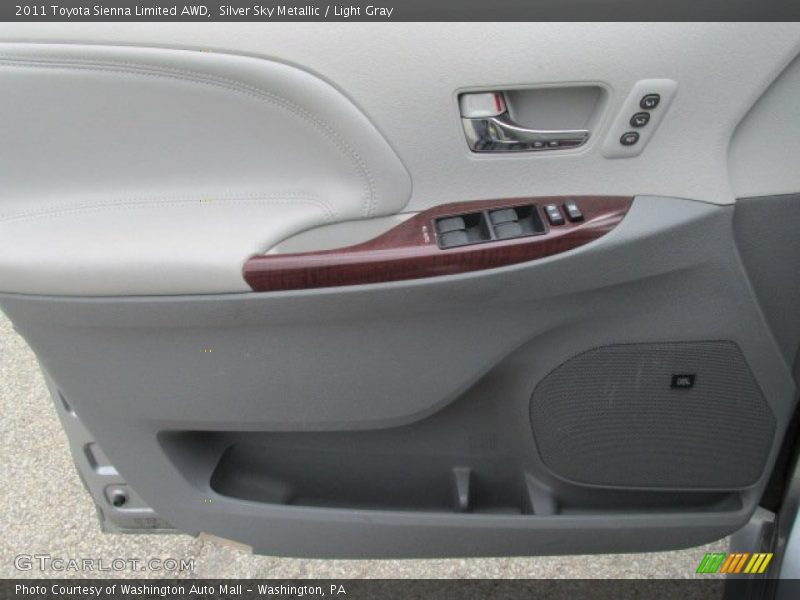 Silver Sky Metallic / Light Gray 2011 Toyota Sienna Limited AWD