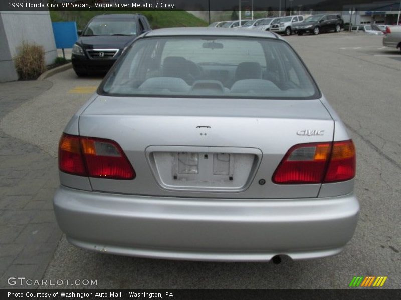 Vogue Silver Metallic / Gray 1999 Honda Civic VP Sedan