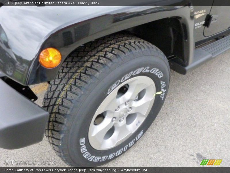 Black / Black 2013 Jeep Wrangler Unlimited Sahara 4x4