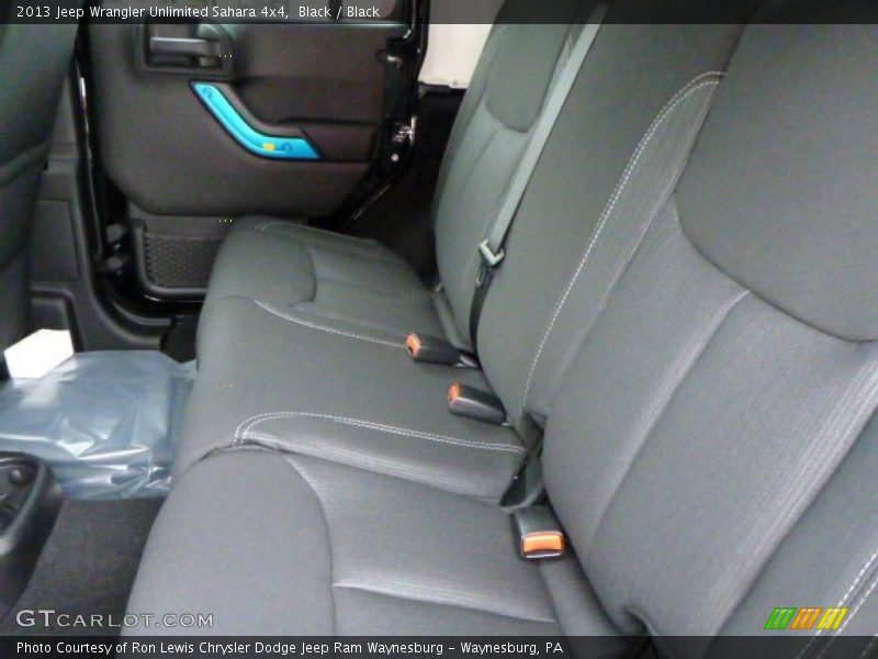 Black / Black 2013 Jeep Wrangler Unlimited Sahara 4x4