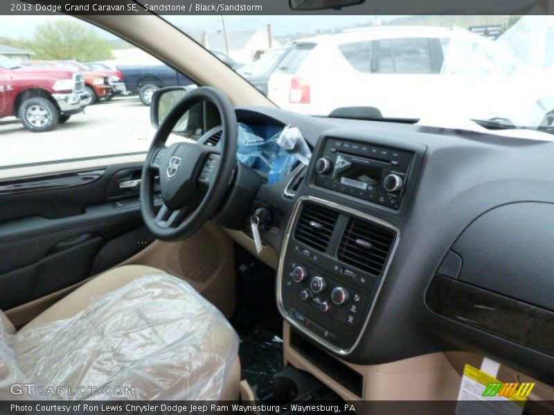 Sandstone / Black/Sandstorm 2013 Dodge Grand Caravan SE