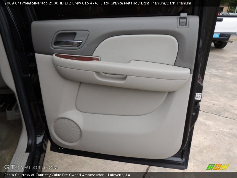 Black Granite Metallic / Light Titanium/Dark Titanium 2009 Chevrolet Silverado 2500HD LTZ Crew Cab 4x4