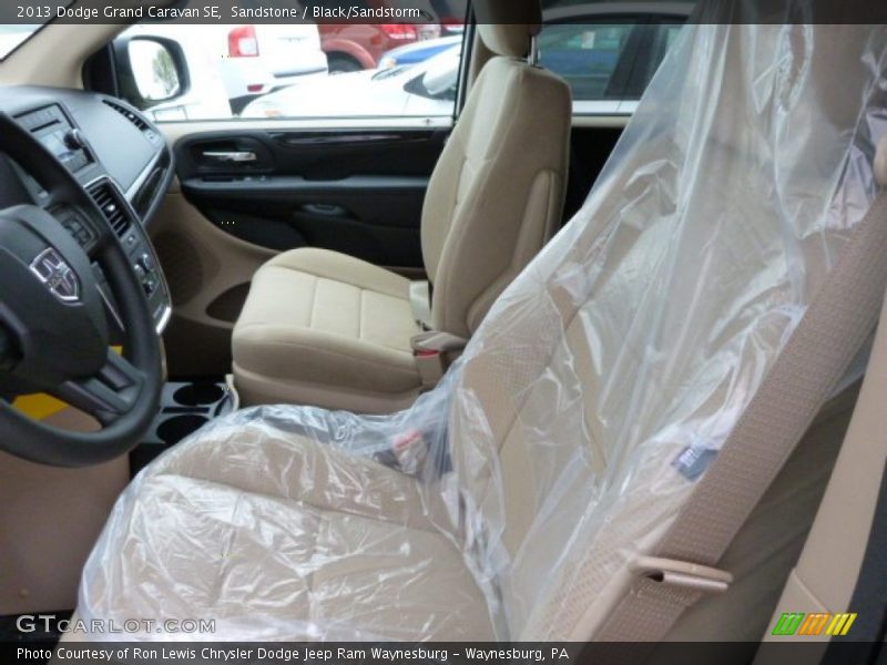 Sandstone / Black/Sandstorm 2013 Dodge Grand Caravan SE