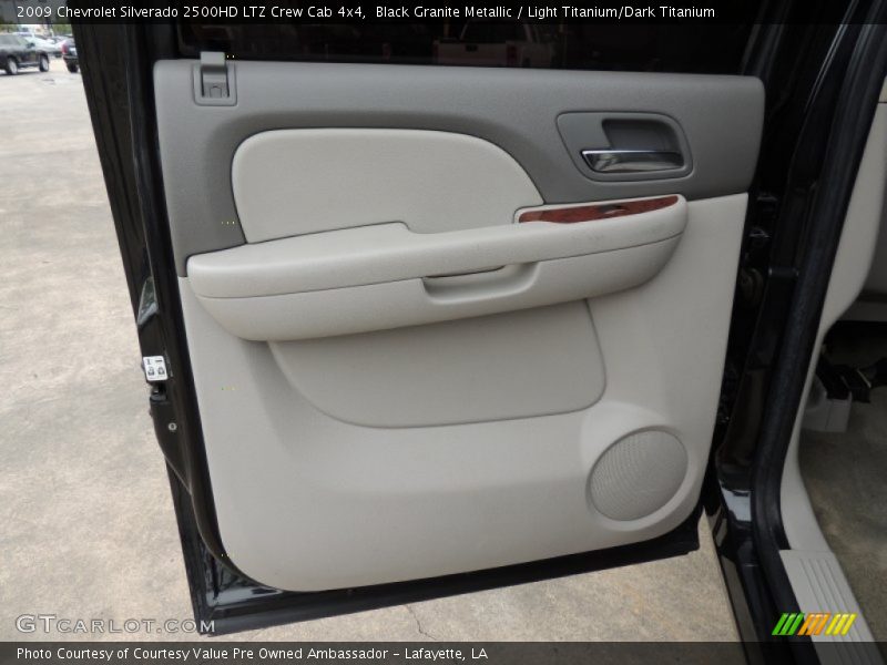 Black Granite Metallic / Light Titanium/Dark Titanium 2009 Chevrolet Silverado 2500HD LTZ Crew Cab 4x4