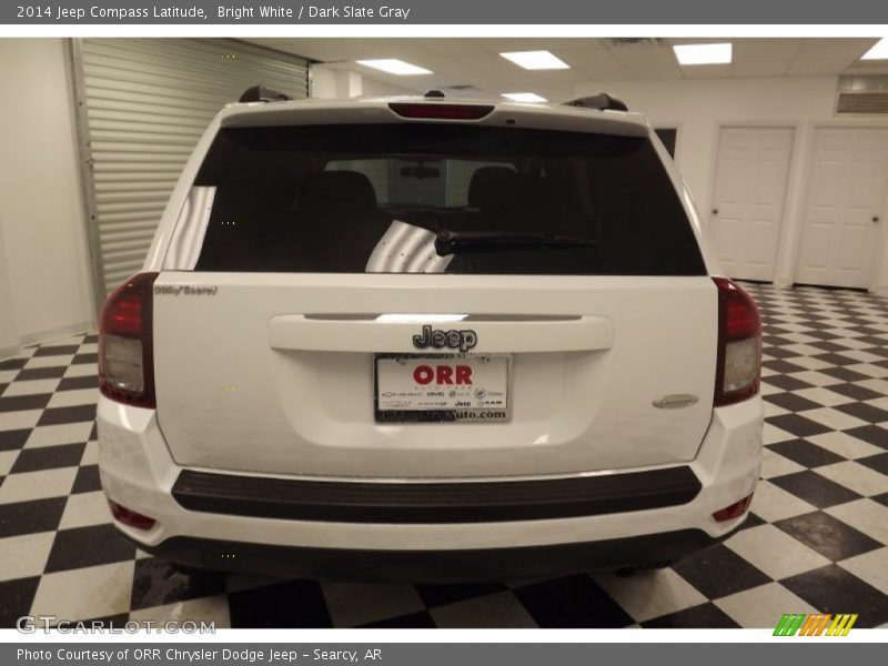 Bright White / Dark Slate Gray 2014 Jeep Compass Latitude
