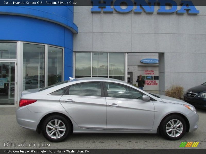 Radiant Silver / Gray 2011 Hyundai Sonata GLS