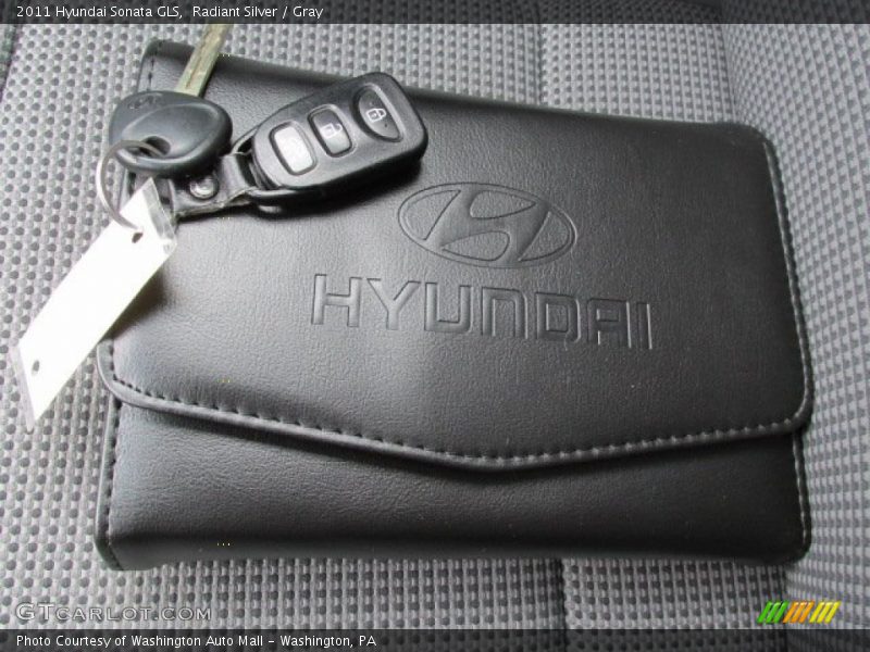Radiant Silver / Gray 2011 Hyundai Sonata GLS