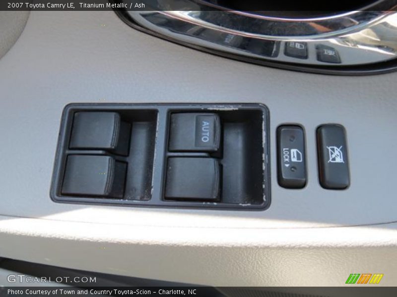 Titanium Metallic / Ash 2007 Toyota Camry LE
