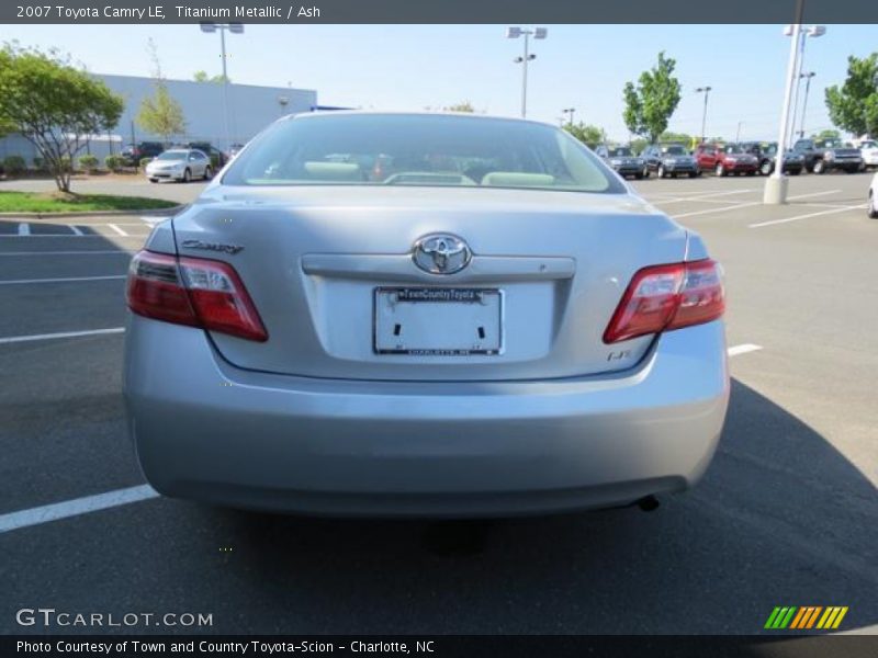 Titanium Metallic / Ash 2007 Toyota Camry LE