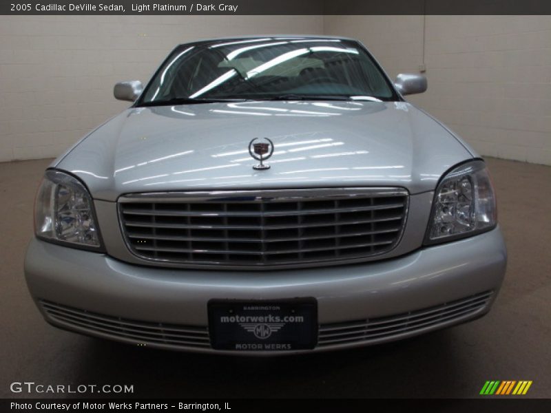 Light Platinum / Dark Gray 2005 Cadillac DeVille Sedan