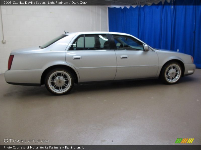 Light Platinum / Dark Gray 2005 Cadillac DeVille Sedan