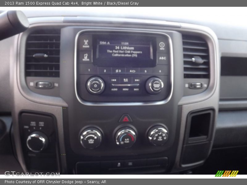 Bright White / Black/Diesel Gray 2013 Ram 1500 Express Quad Cab 4x4