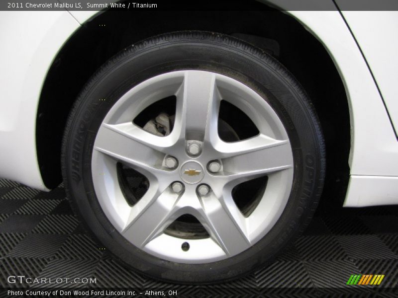 Summit White / Titanium 2011 Chevrolet Malibu LS