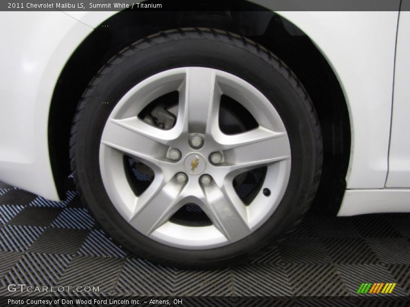 Summit White / Titanium 2011 Chevrolet Malibu LS
