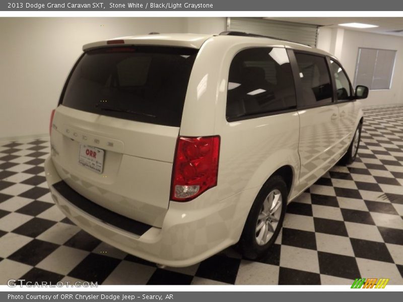 Stone White / Black/Light Graystone 2013 Dodge Grand Caravan SXT
