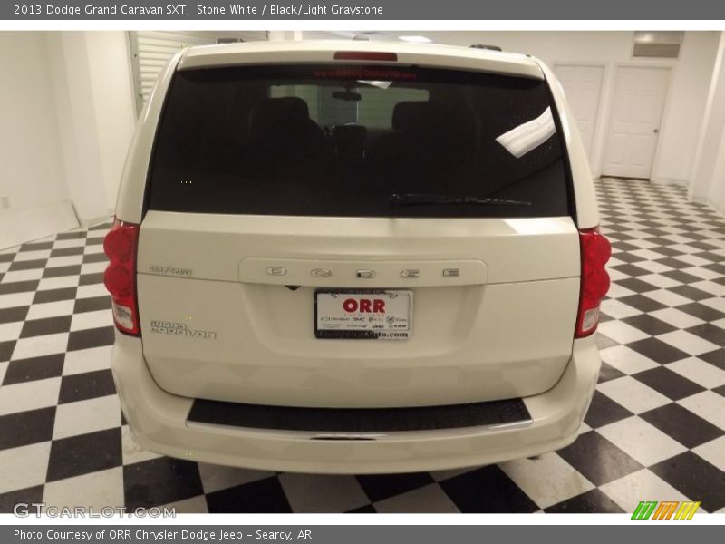 Stone White / Black/Light Graystone 2013 Dodge Grand Caravan SXT
