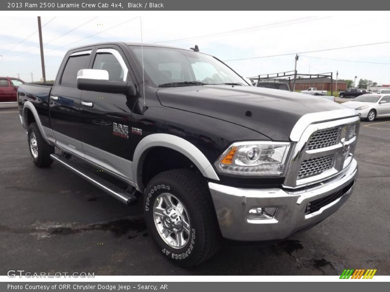Front 3/4 View of 2013 2500 Laramie Crew Cab 4x4