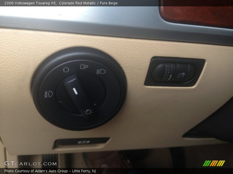 Colorado Red Metallic / Pure Beige 2006 Volkswagen Touareg V6