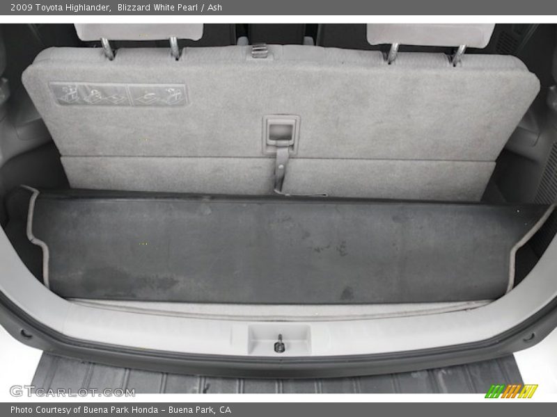 Blizzard White Pearl / Ash 2009 Toyota Highlander